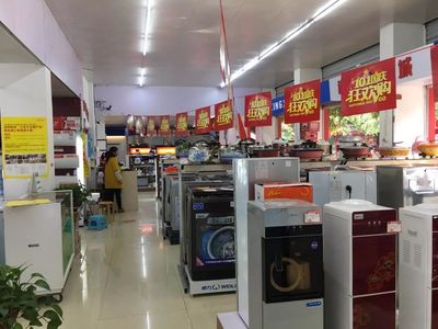 大批恭城人涌向24米街搶購(gòu)家電，是沖動(dòng)消費(fèi)還是明智之選？